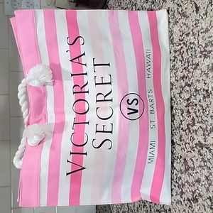 Brand NEW Victoria Secret Tote